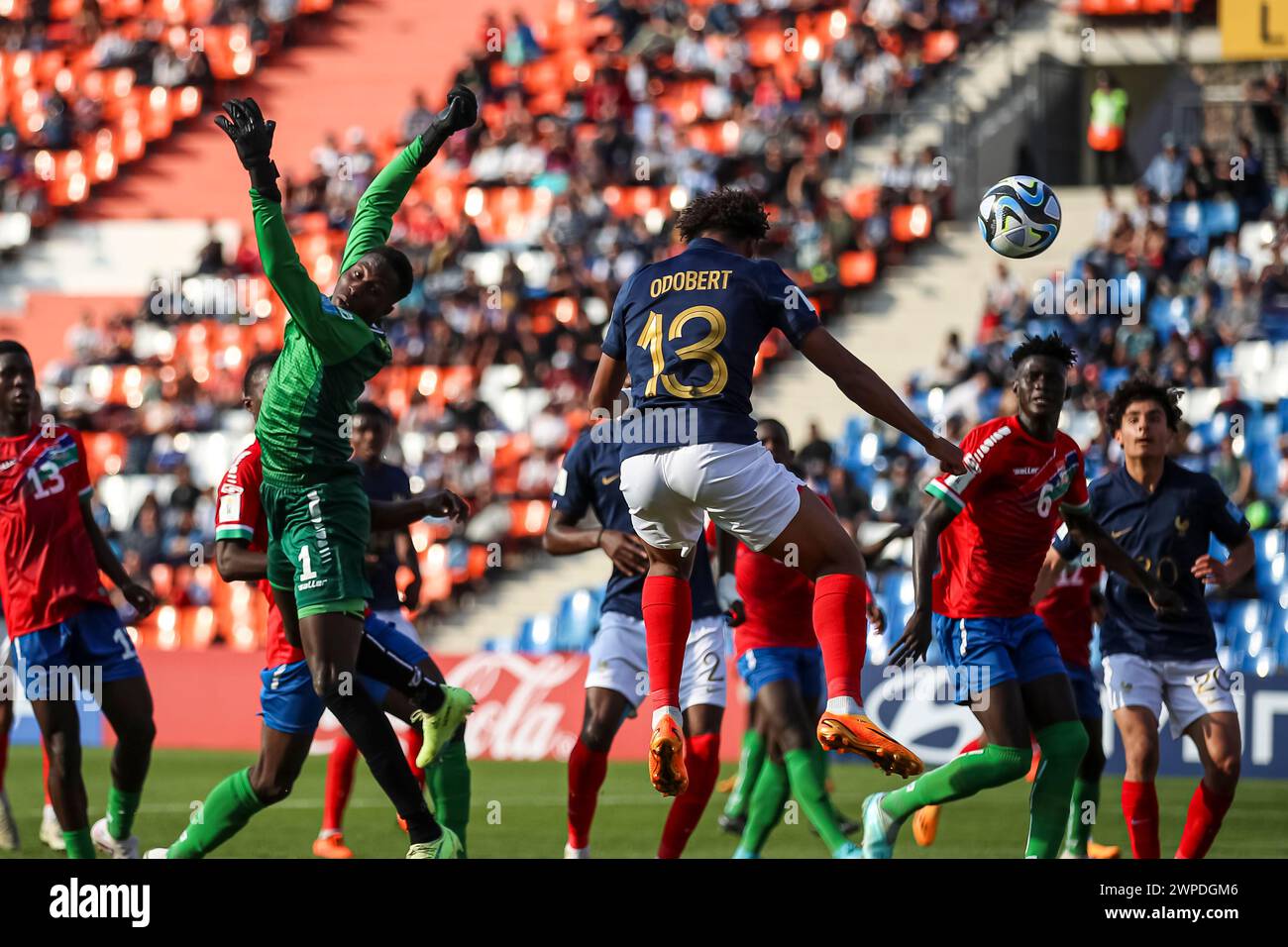 MENDOZA, ARGENTINIEN - 25. MAI: Wilson Odobert aus Frankreich und Torhüter Pa Ebou Dampha aus Gambia während der FIFA U20-Weltmeisterschaft Argentinien 2023 gegen Frankreich Stockfoto