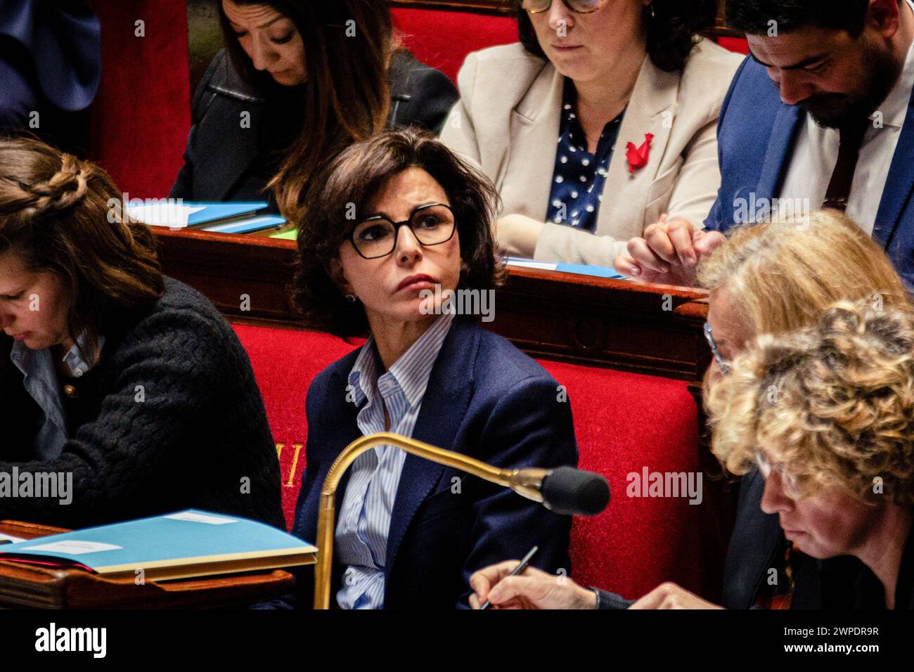 Paris, Frankreich. März 2024. Rachida Dati, französische Kulturministerin, wurde während der Fragen an die Regierungssitzung in der Nationalversammlung gesehen. Eine wöchentliche Sitzung der Befragung der französischen Regierung findet in der Nationalversammlung im Palais Bourbon in Paris statt. Eine wöchentliche Sitzung der Befragung der französischen Regierung findet in der Nationalversammlung im Palais Bourbon in Paris statt. Quelle: SOPA Images Limited/Alamy Live News Stockfoto