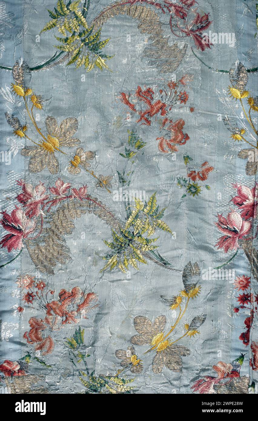 Ein Wandteppich aus dem 18. Jahrhundert, der als Makata gekauft wurde, zeigt gewebte dekorative Muster und Textilhandwerkskunst. Stockfoto
