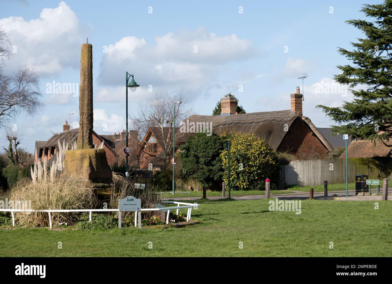 Das alte Kreuz und Dorfgrün, Meriden, West Midlands, England, Großbritannien Stockfoto