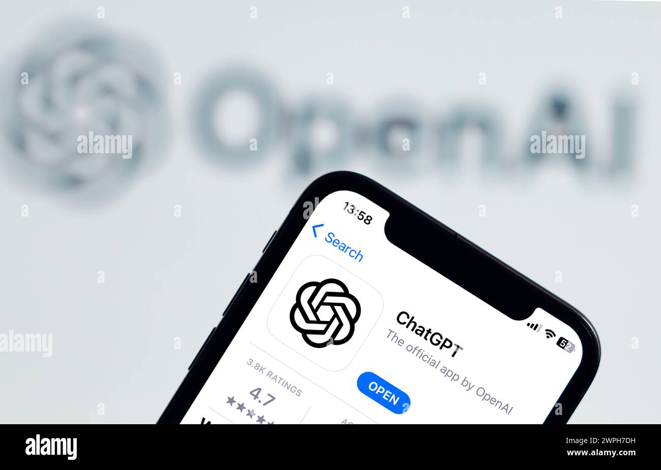 OpenAI ChatGPT App Launch auf Smartphone: Revolutionieren Sie die KI-Interaktion unterwegs Stockfoto