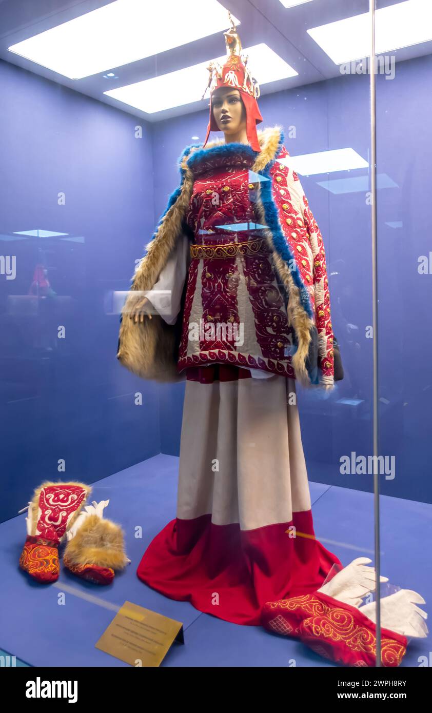 Rekonstruktion von Pazyryk, Saka nomadische Kultur, Frauenkleidung, 5. - 3. Jahrhundert v. Chr., Ukak, Altai Stockfoto