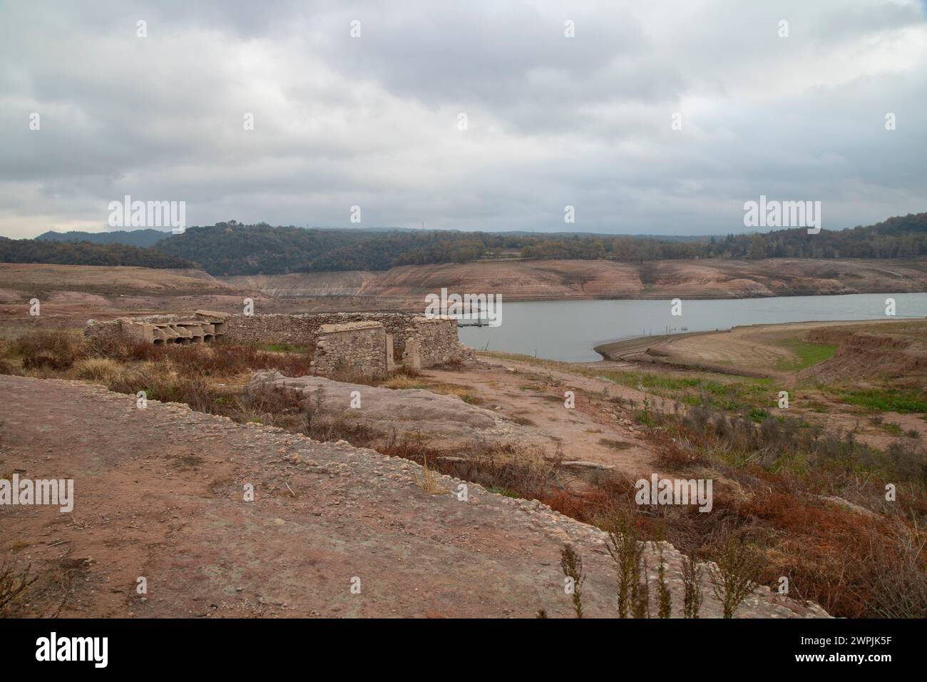 Ein malerischer Blick auf den Panta de Sau Sumpf in Katalonien, Spanien Stockfoto