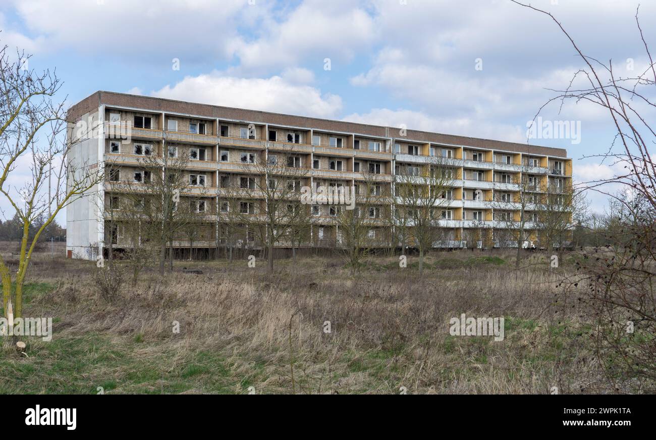 Leerer, verlassener Wohnblock in Stendal, Sachsen-Anhalt, Deutschland Stockfoto
