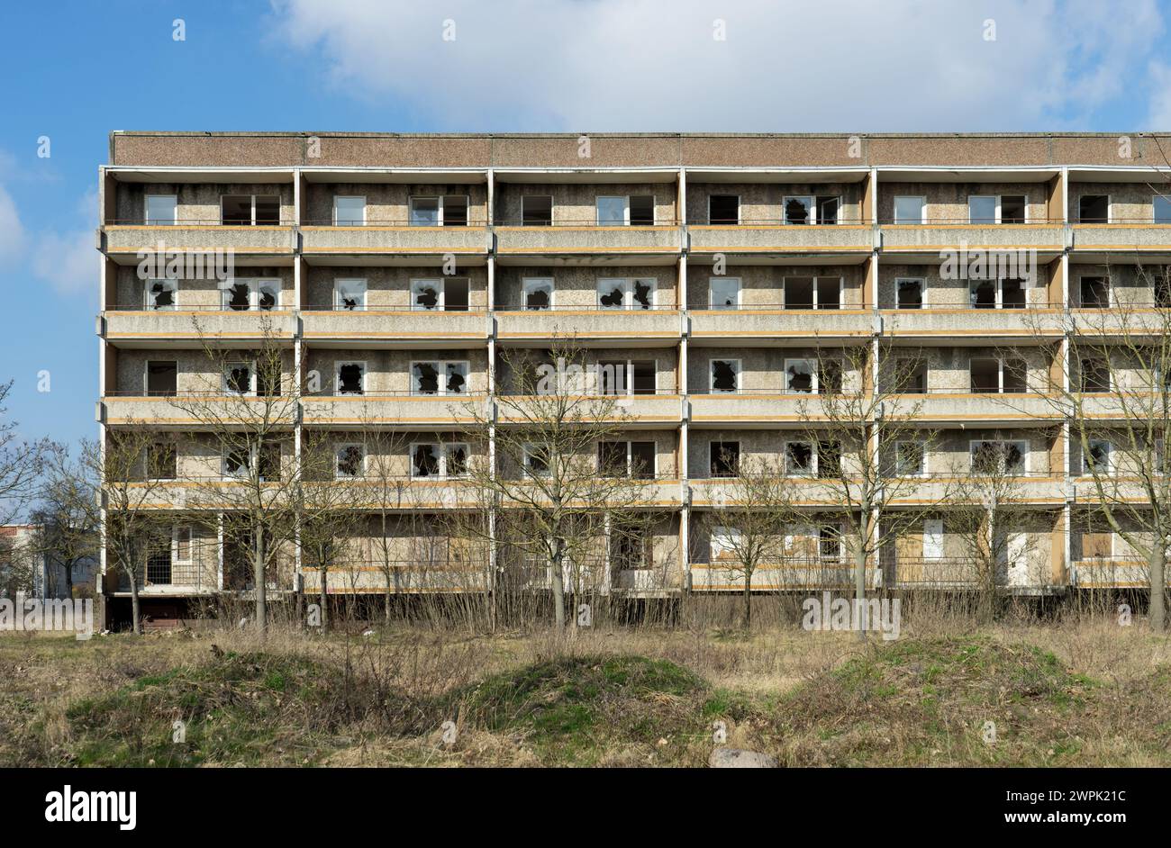 Leerer, verlassener Wohnblock in Stendal, Sachsen-Anhalt, Deutschland Stockfoto