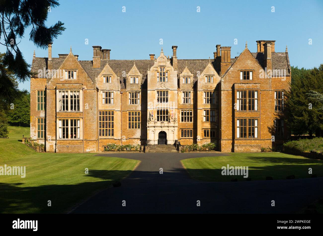 Wroxton College; Campus der Fairleigh Dickinson University UK, früher Wroxton Abbey, Oxfordshire. Auslandscampus der American University in Großbritannien. (134) Stockfoto