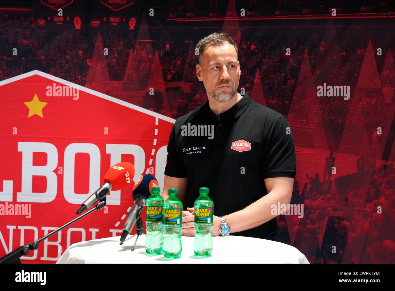 Aalborg Handball präsentiert Maik Machulla als neuen Cheftrainer während einer Pressekonferenz in Aalborg, Dänemark, Freitag, den 8. März 2024 Stockfoto