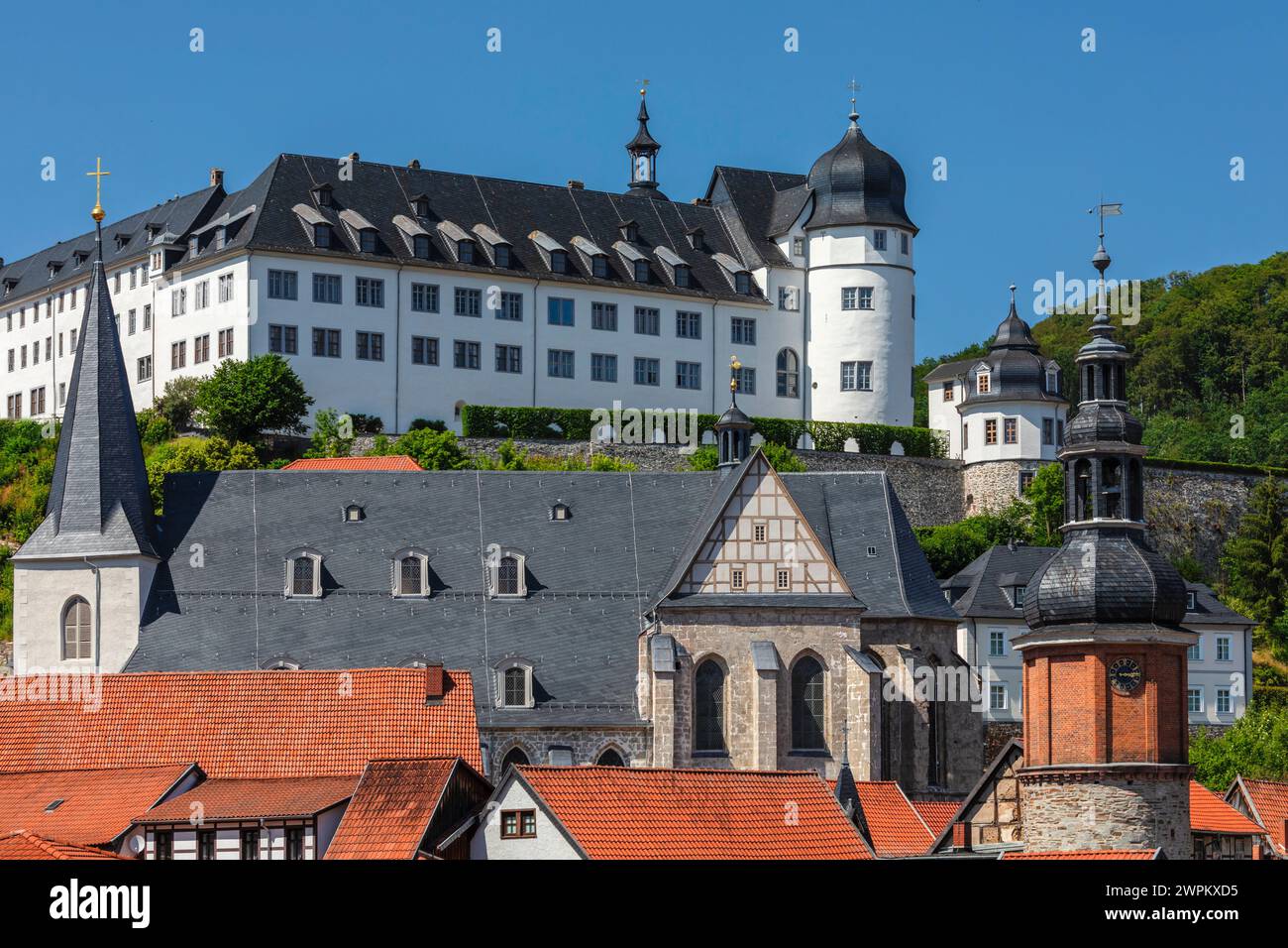 Blick auf Stolberg mit St. Martini-Kirche, Saigerturm und Schloss, Harz, Sachsen-Anhalt, Deutschland, Europa Stockfoto