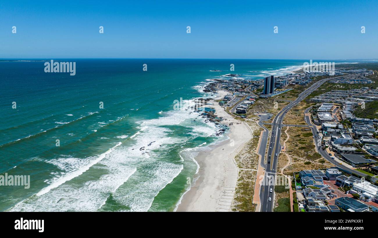 Luftlinie von Bloubergstrand Beach, Table Bay, Kapstadt, Südafrika, Afrika Stockfoto