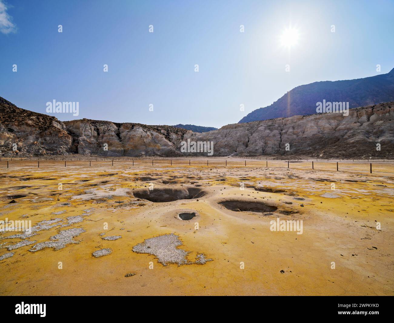 Schwefel am Stefanos Vulkankrater, detaillierte Ansicht, Nisyros Insel, Dodekanese, griechische Inseln, Griechenland, Europa Stockfoto