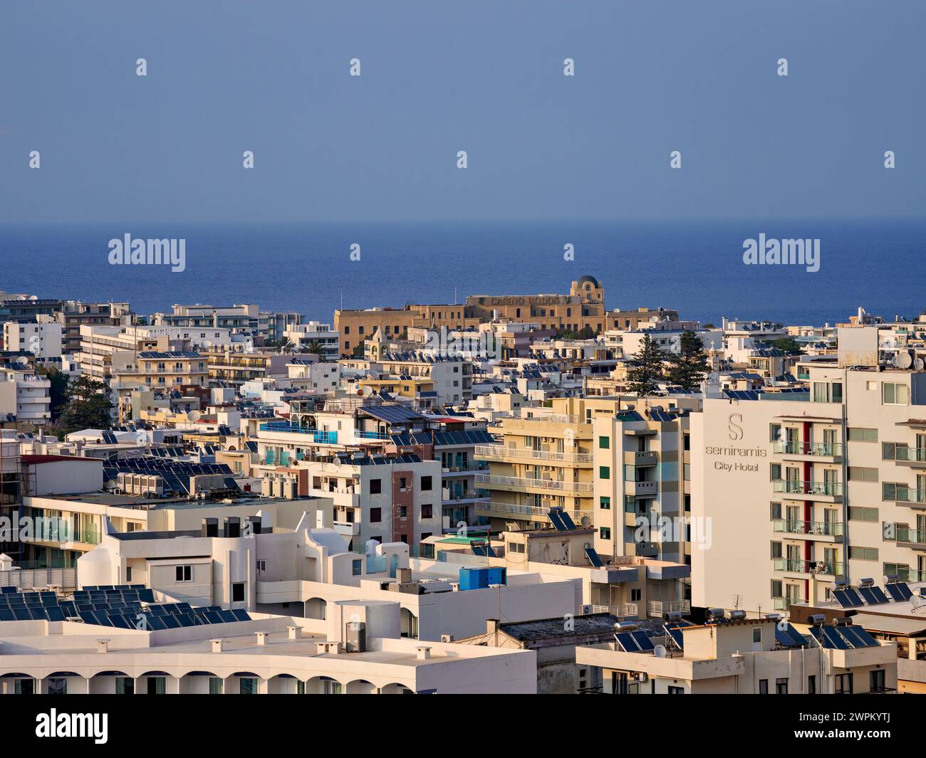 Stadtbild von St. Stephen's Hill (Monte Smith), Rhodos-Stadt, Rhodos-Insel, Dodekanese, griechische Inseln, Griechenland, Europa Stockfoto