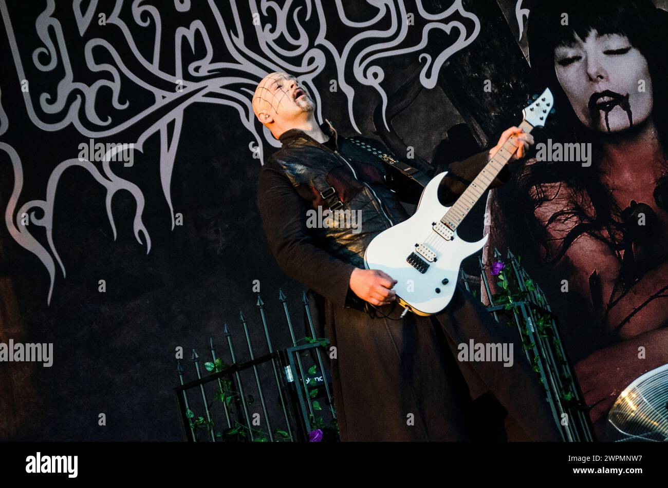 Ashok (Marek Šmerda) von Cradle of Filth trat beim Release Athens Festival in Plateia Nerou/Griechenland im Juli 2022 auf Stockfoto
