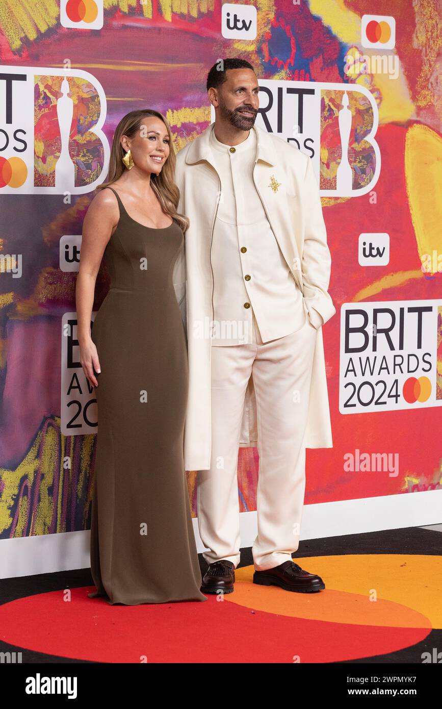 London, Großbritannien. März 2024. (NUR FÜR REDAKTIONELLE ZWECKE. Kate Ferdinand und Rio Ferdinand nehmen am 2. März 2024 in London an den BRIT Awards 2024 in der O2 Arena Teil. Quelle: S.A.M./Alamy Live News Stockfoto