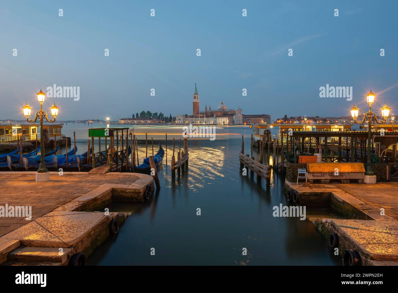 Ruhiger Morgen im warmen Sommer Venedig, Italien Stockfoto