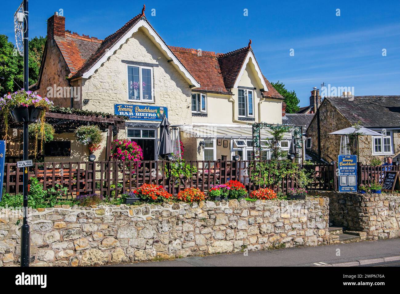 Restaurant mit Außenterrasse im Old Village, Shanklin, Isle of Wight, Hampshire, Großbritannien, England Stockfoto