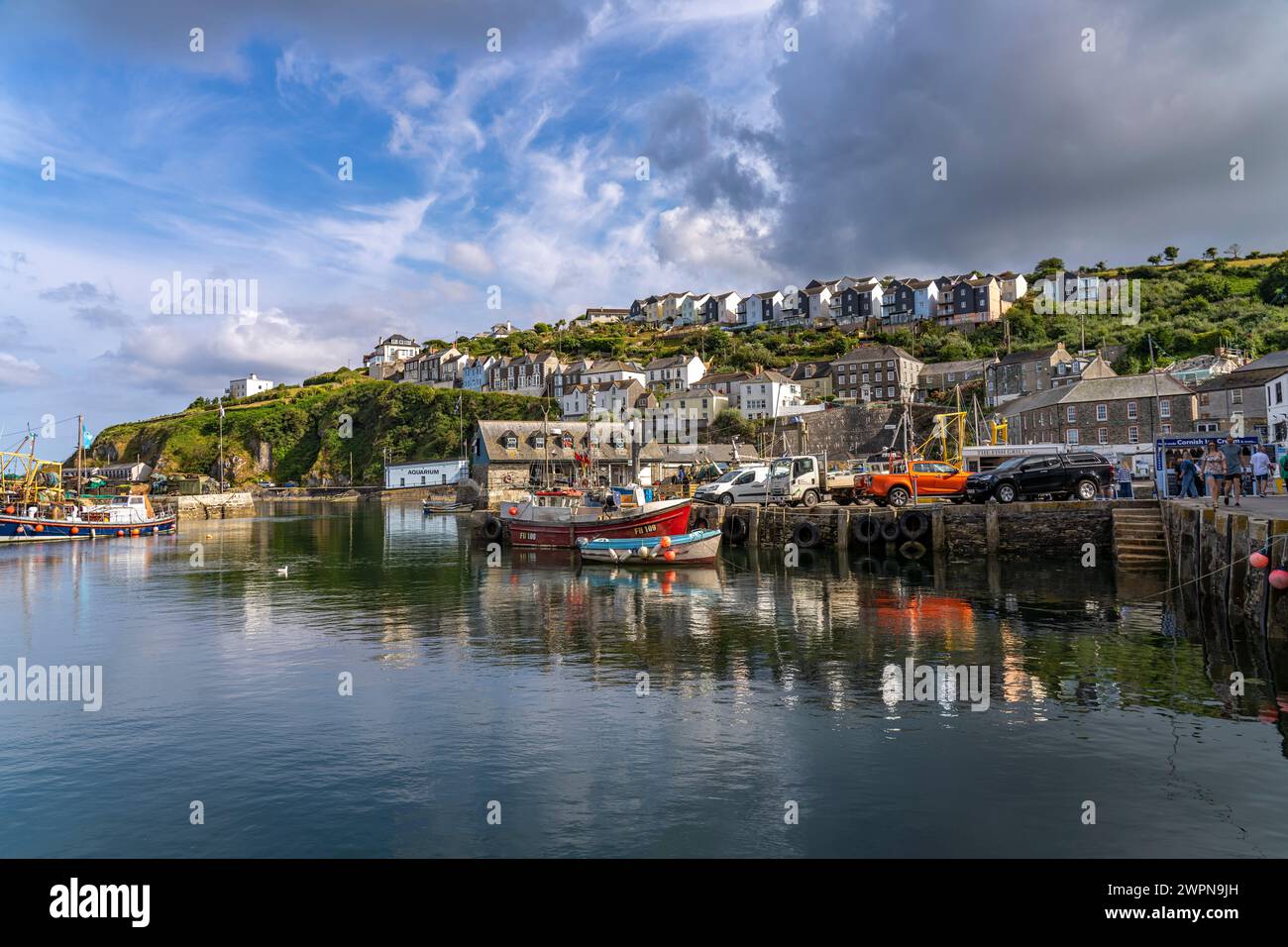 Stadtblick und Hafen von Mevagissey, Cornwall, England, Großbritannien, Europa Stockfoto