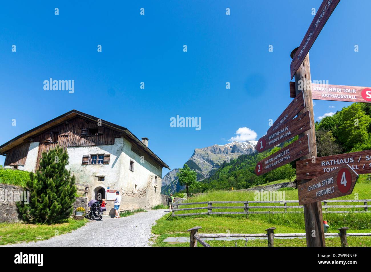 Maienfeld, Heididörfli (Heididorf) im Weiler Rofels, Haus Heidihaus in Bündner Herrschaft, Graubünden, Schweiz Stockfoto