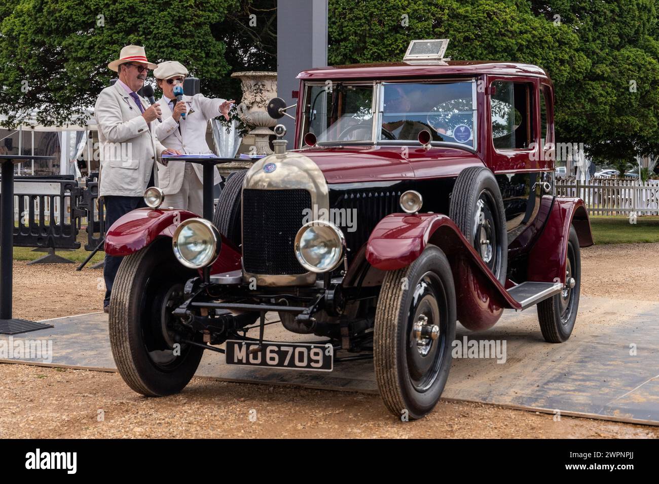 MG Bullnose wird auf dem Concours of Elegance 2023, Hampton Court Palace, London, präsentiert Stockfoto
