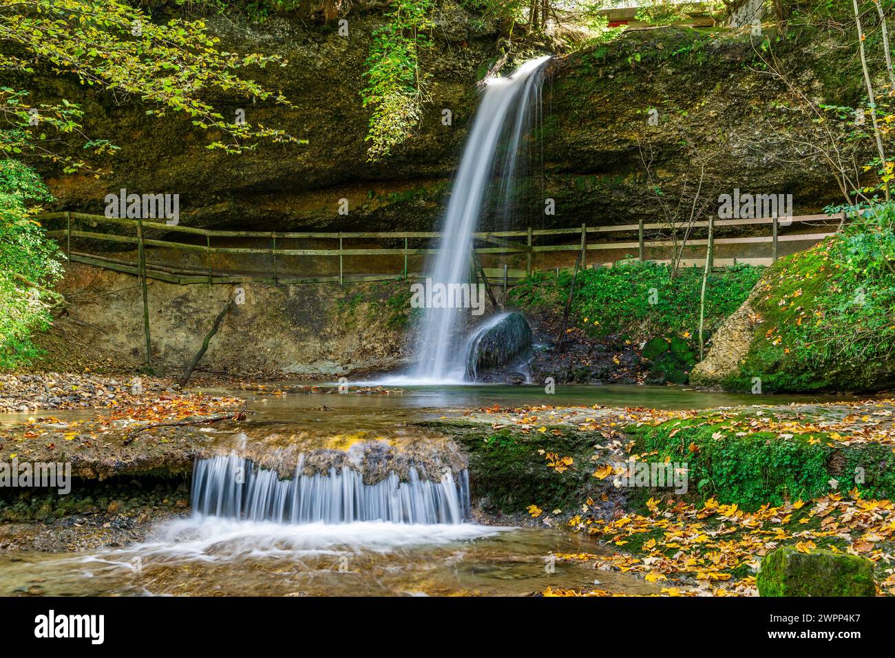 Deutschland, Bayern, Scheidegg, Scheidegg Wasserfälle, am 1. Wasserfall. Die Scheidegg-Wasserfälle stehen auf der Liste der schönsten Geotope Bayerns. Stockfoto