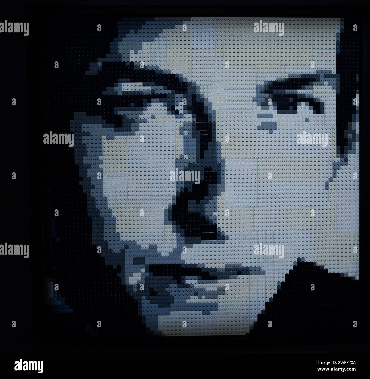 Art of the Brick - London 2024 von Nathan Sawaya Bob Dylan - 1.180 Steine Stockfoto