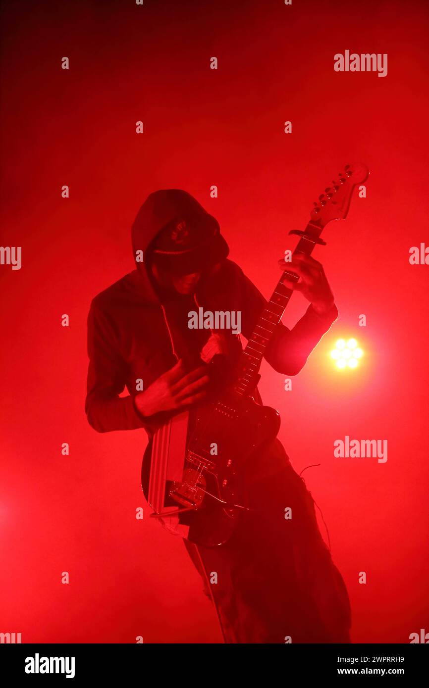 Andrew Bailey von der Band DIIV bei einem Konzert im Huxleys neue Welt in Berlin, 8. März 2024. DIIV Konzert Berlin *** Andrew Bailey von der Band DIIV bei einem Konzert in der Huxleys neue Welt in Berlin, 8. März 2024 DIIV Konzert Berlin Stockfoto