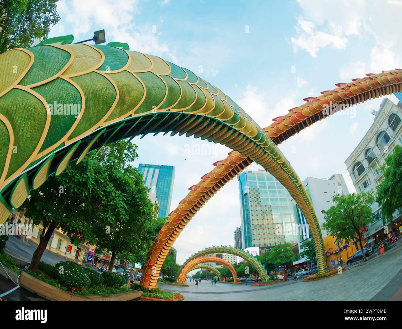 Drachendekorationen zum Tet Lunar Year Ho Chi Minh City Vietnam TV000661 Stockfoto