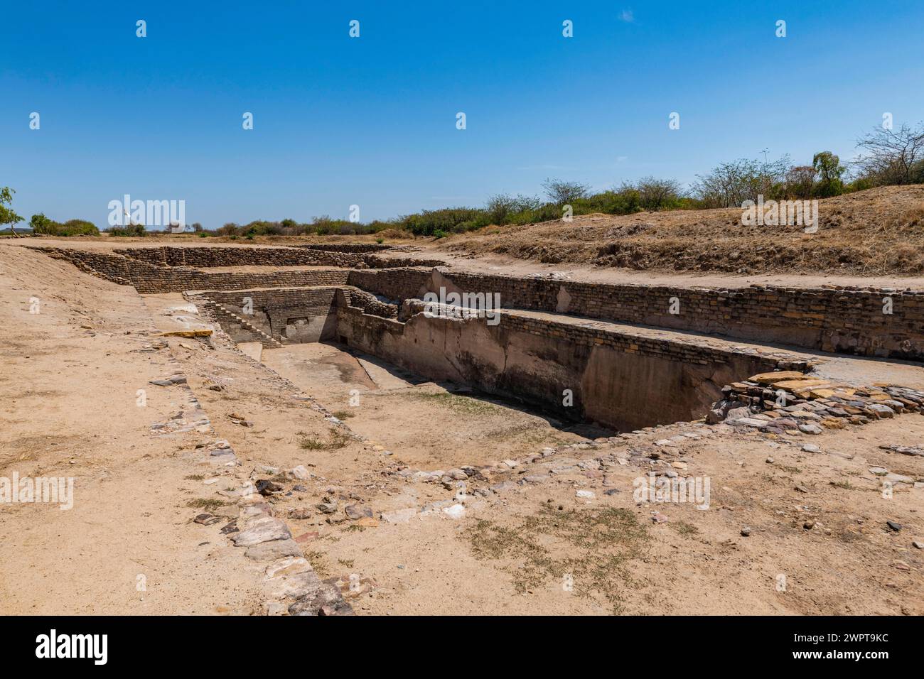 Wasserreservoir, Archäologischer Park, UNESCO-Stätte Dholavira, Gujarat, Indien Stockfoto