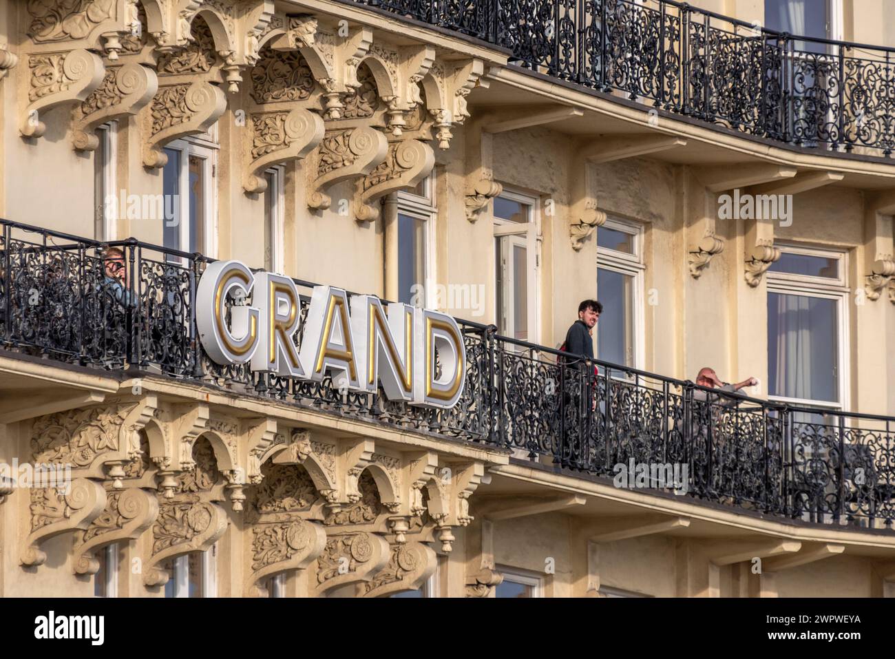 Brighton, 8. März 2024: Das Grand Hotel Stockfoto