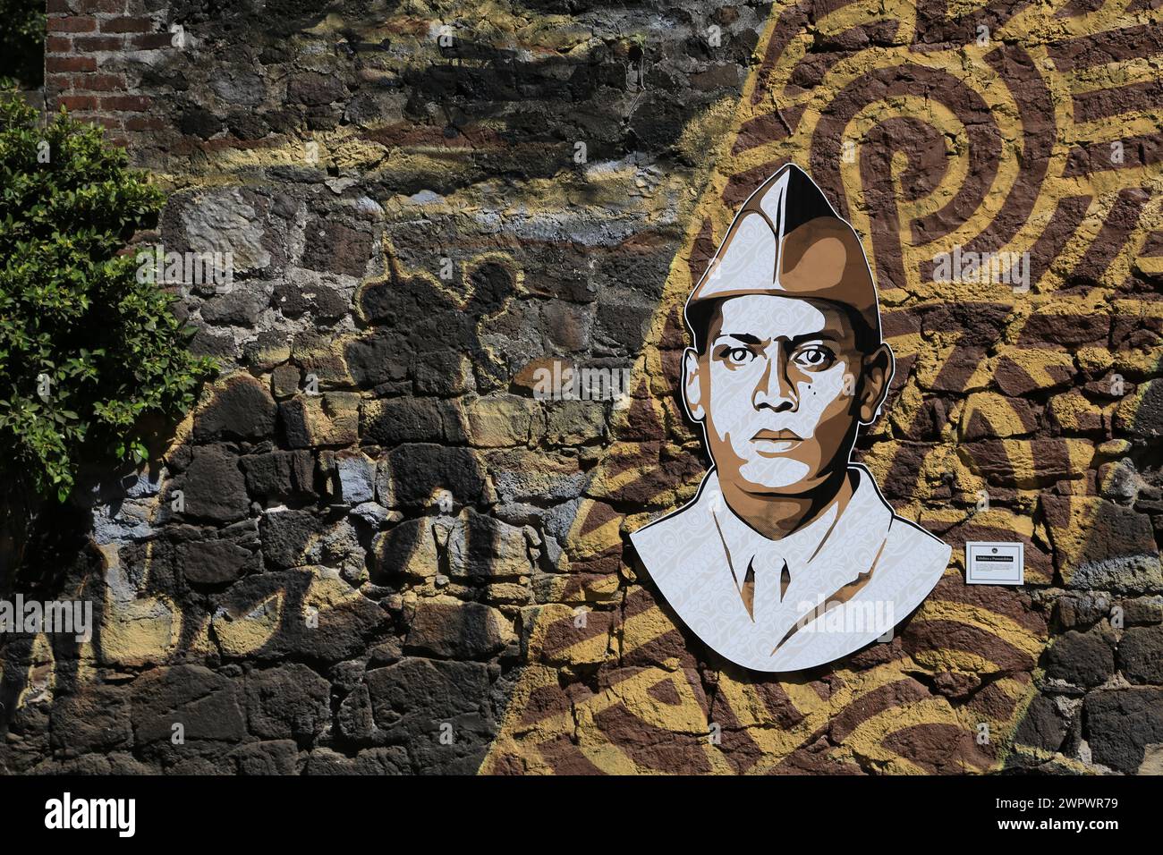 Fresko des tahitianischen „Poilus“ in Hommage an die Soldaten von Tahiti, die während des Ersten Weltkriegs von 1914 bis 1918 in den Kampf zogen. 1.800 junge Polynesier Stockfoto