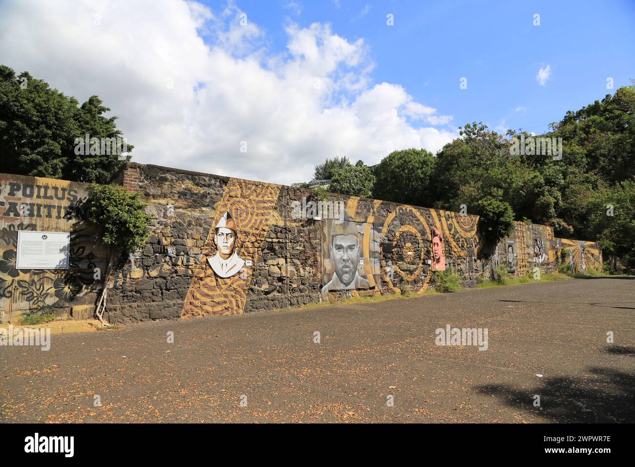 Fresko des tahitianischen „Poilus“ in Hommage an die Soldaten von Tahiti, die während des Ersten Weltkriegs von 1914 bis 1918 in den Kampf zogen. 1.800 junge Polynesier Stockfoto