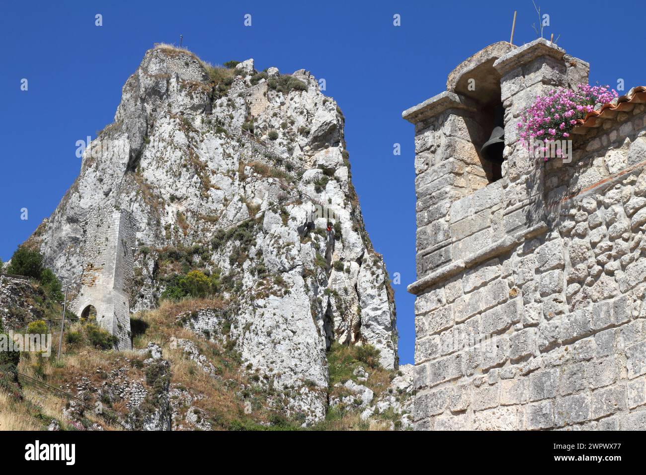 Blick auf das normannische Schloss von Caltabellotta, Sizilien, Italien Stockfoto