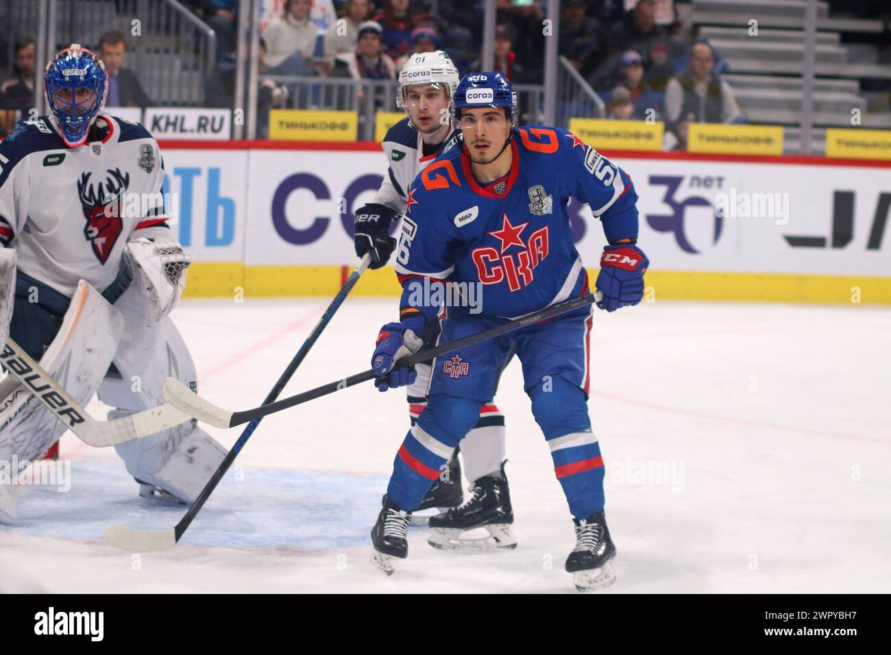 Sankt Petersburg, Russland. März 2024. SKA Hockey Club Spieler Grigory Kuzmin (56) in Aktion während des Spiels der Kontinental Hockey League, Gagarin Cup, Match 5, Finalsaison 1/8 KHL 2023 - 2024 zwischen SKA Sankt Petersburg und Torpedo Nischni Nowgorod in der SKA Arena. (Endpunktzahl; SKA St. Petersburg 3:0 Torpedo Nischni Nowgorod) Credit: SOPA Images Limited/Alamy Live News Stockfoto
