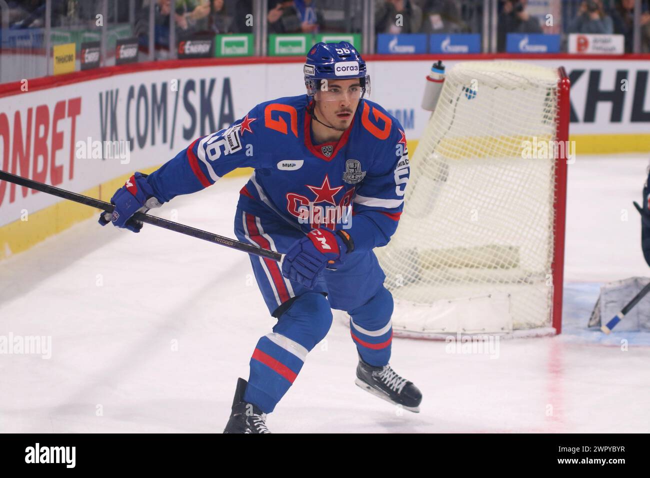 Sankt Petersburg, Russland. März 2024. SKA Hockey Club Spieler Grigory Kuzmin (56) in Aktion während des Spiels der Kontinental Hockey League, Gagarin Cup, Match 5, Finalsaison 1/8 KHL 2023 - 2024 zwischen SKA Sankt Petersburg und Torpedo Nischni Nowgorod in der SKA Arena. (Endpunktzahl; SKA St. Petersburg 3:0 Torpedo Nischni Nowgorod) (Foto: Maksim Konstantinov/SOPA Images/SIPA USA) Credit: SIPA USA/Alamy Live News Stockfoto