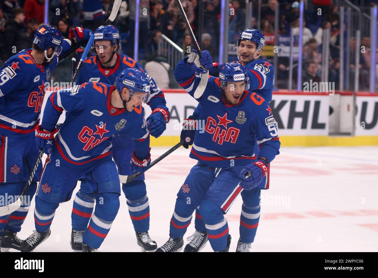 Sankt Petersburg, Russland. März 2024. SKA Hockey Club Spieler Grigory Kuzmin (56), Marat Khairullin (61) in Aktion während des Spiels der Kontinental Hockey League, Gagarin Cup, Match 5, 1/8 Finalsaison KHL 2023 - 2024 zwischen SKA Sankt Petersburg und Torpedo Nischni Nowgorod in der SKA Arena. (Endpunktzahl; SKA St. Petersburg 3:0 Torpedo Nischni Nowgorod) (Foto: Maksim Konstantinov/SOPA Images/SIPA USA) Credit: SIPA USA/Alamy Live News Stockfoto