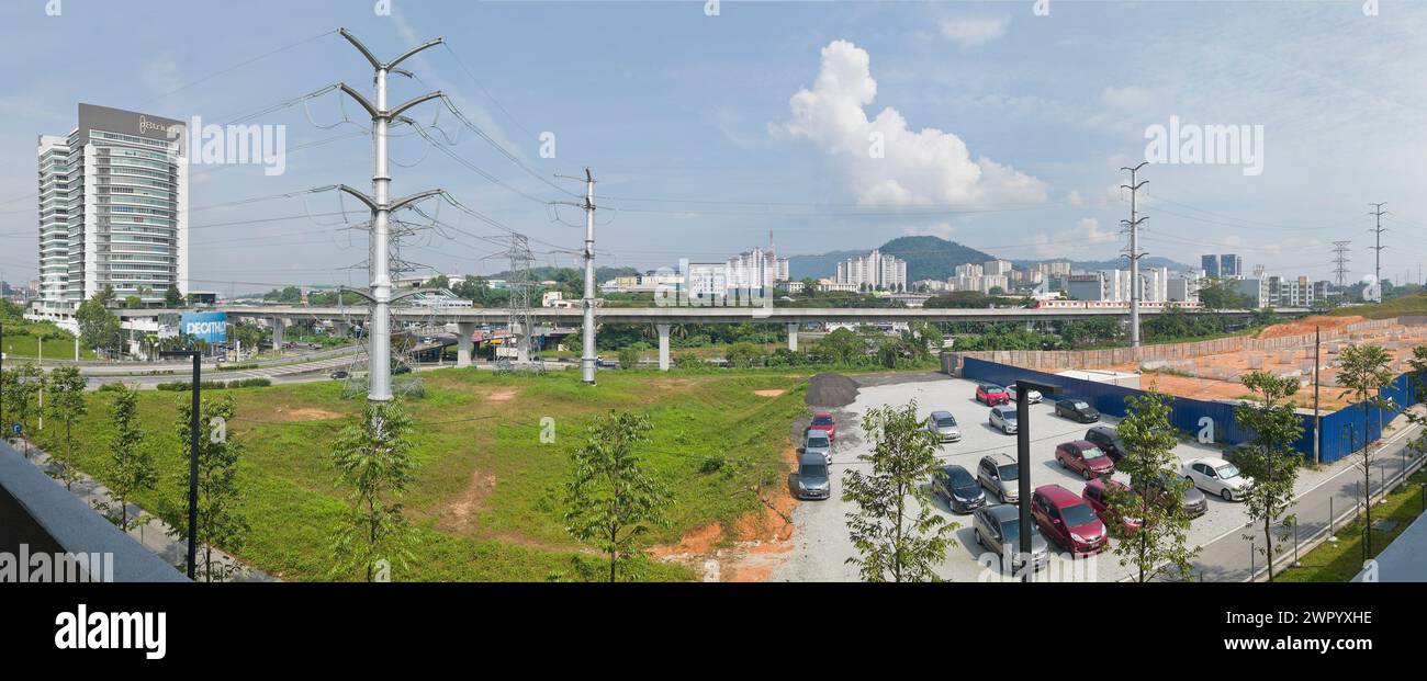 Sri Damansara, Kuala Lumpur, Malaysia. Kommerzielle Entwicklungsarbeiten am Standort Damansara Avenue Stockfoto