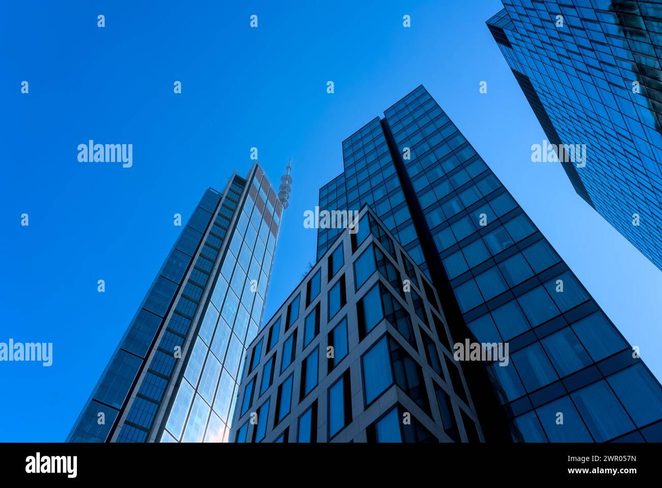 Warschauer Wolkenkratzer des Varso-Komplexes einschließlich Varso-Turm, Weitwinkelaufnahme 1 Stockfoto