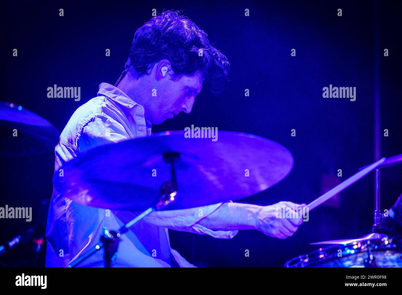 Conor Egan, Schlagzeuger der Rockband The Coronas, tritt bei einer ausverkauften Show in der Great Hall in Toronto auf. (Foto: Angel Marchini / SOPA Images/SIPA USA) Stockfoto