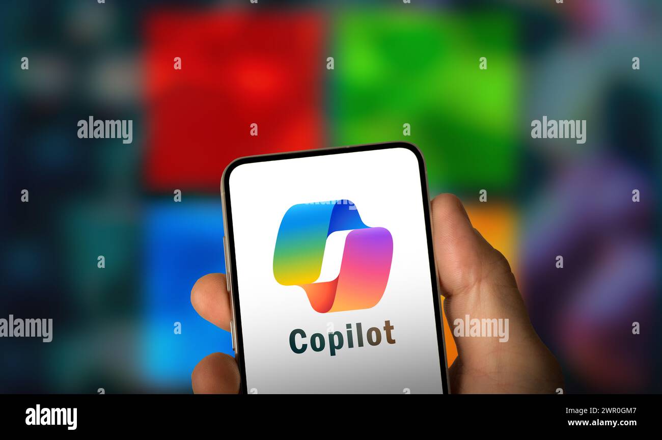 Das Microsoft Copilot-Logo wird auf dem Mobiltelefon angezeigt Stockfoto
