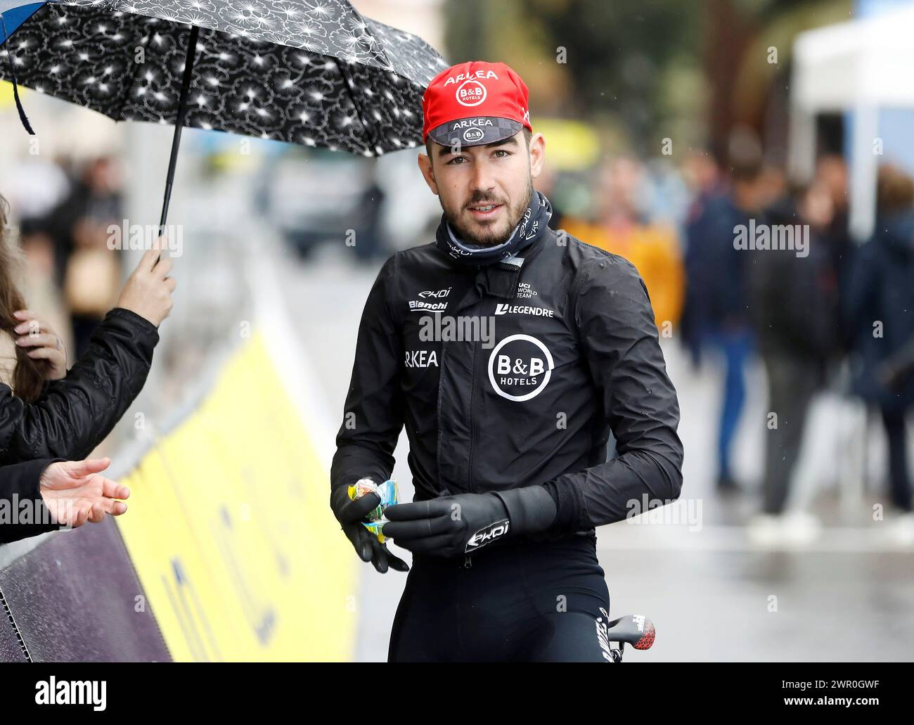 Nizza, Frankreich. März 2024. © PHOTOPQR/NICE MATIN/Dylan Meiffret ; Nizza ; 10/03/2024 ; Depart de la 8e et derniere etape du Paris-Nice 2024, sur la Promenade des anglais. papier Romain Laronche et Christopher Roux ICI: Clement Champoussin Nizza; 10.03.2024; Abfahrt der 8. Und letzten Etappe von Paris-Nizza 2024 an der Promenade des Anglais. Quelle: MAXPPP/Alamy Live News Stockfoto