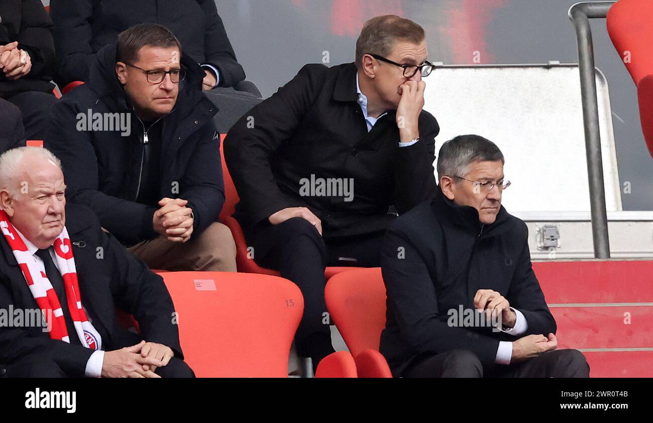 Max Eberl Vorstandsmitglied Sport FC Bayern MŸnchen Jan Christian Dreesen FC Bayern MŸnchen Herbert Hainer Präsident des FC München Fussball 1 . Bundesliga Saison 2023 / 2024 FC Bayern MŸnchen 1 FSV Mainz 05 © diebilderwelt / Alamy Stock Stockfoto