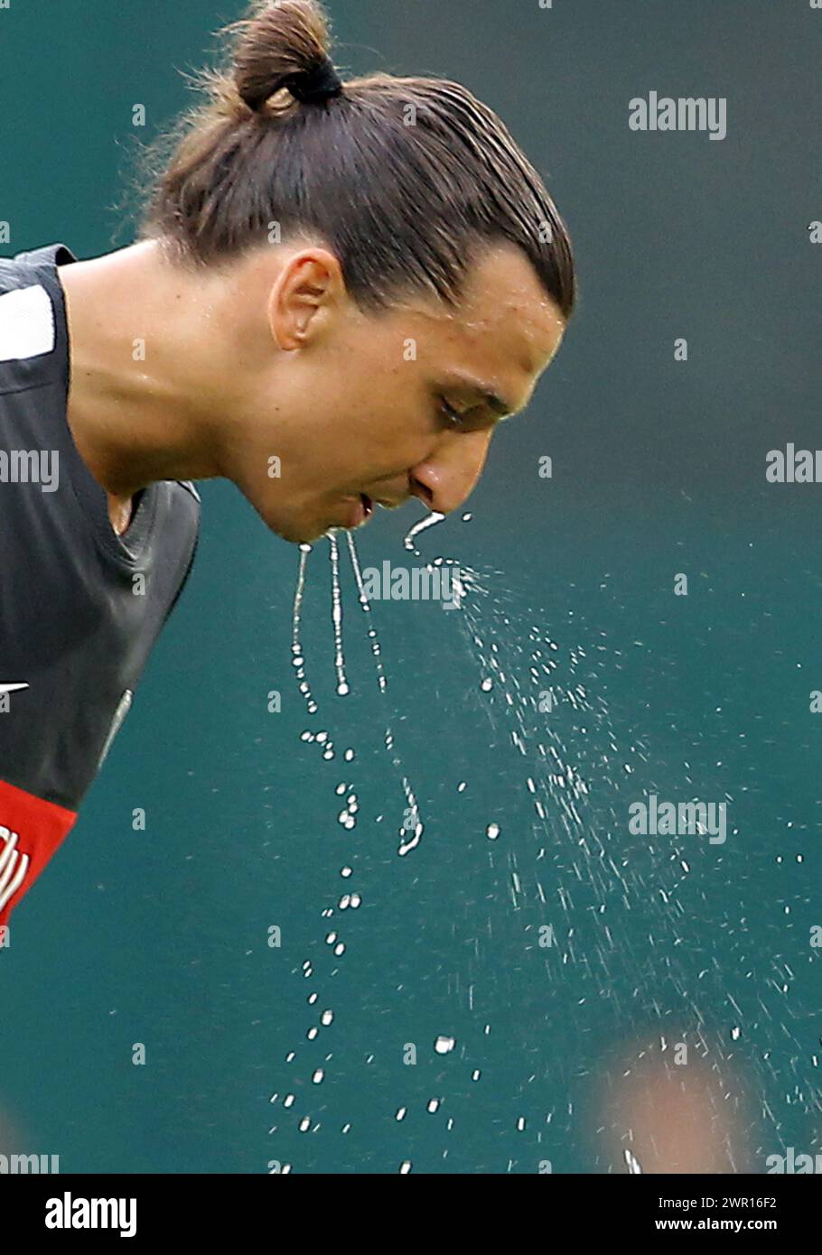 WASHINGTON, DC - 28. Juli 2012: Zlatan Ibrahimovic (18) von PSG (Paris Saint-Germain) in einem internationalen Freundschaftsspiel gegen DC United im RFK Stadium in Washington DC am 28. Juli. Das Spiel endete mit einem Unentschieden von 1-1. Stockfoto