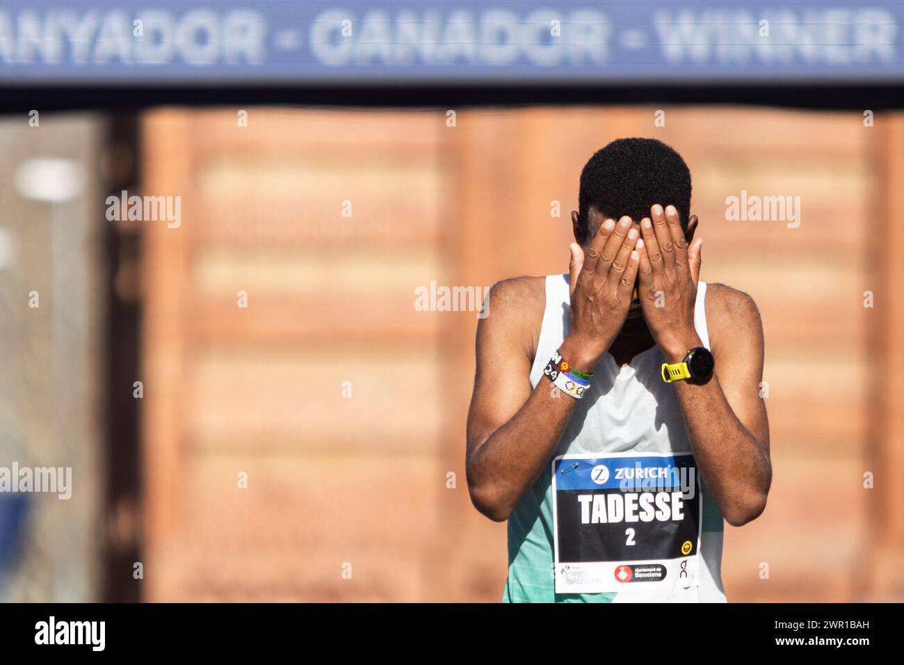 Abraham Tadesse während des Zürcher Marato Barcelona 2024 am 10. März 2024 in Barcelona, Spanien. (Foto: Judit Cartiel / PRESSINPHOTO) Stockfoto