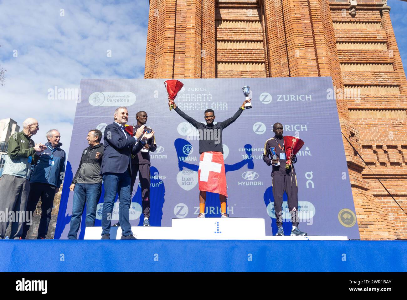 Abraham Tadesse, Collins Kipkurui Kipkorir und Edmond Kipngetich während des Zurich Marato Barcelona 2024 am 10. März 2024 in Barcelona, Spanien. (Foto: Judit Cartiel / PRESSINPHOTO) Stockfoto