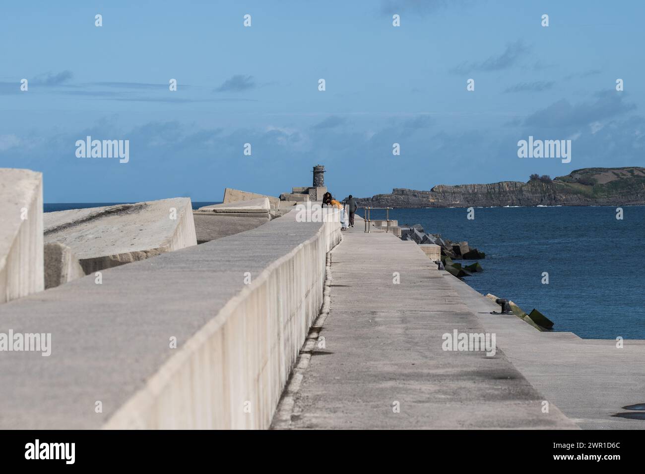 Blick auf Hafen und Stadtzentrum, Bermeo, Pais Vasco, Spanien Stockfoto