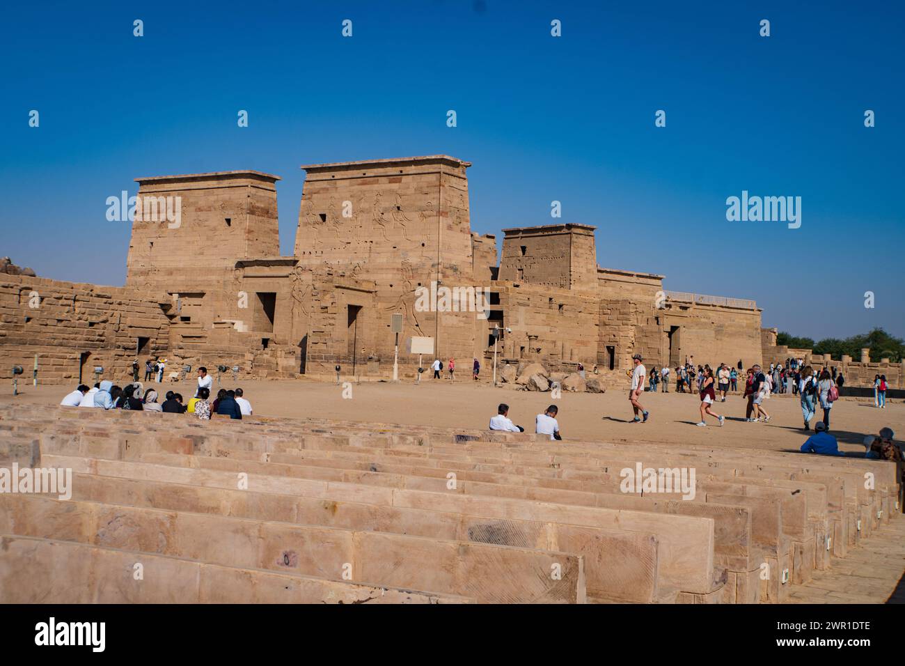Philae-Tempel: Tempel, der Isis gewidmet ist, einer Zauberin, die als Geber des Lebens, Beschützerin der Könige und Mutter Gottes bekannt ist Stockfoto