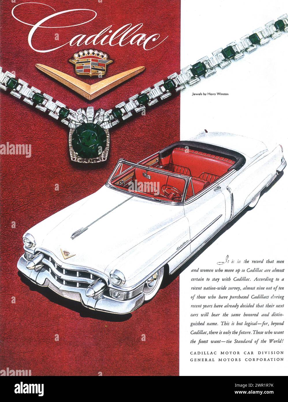 1953 White Cadillac Cabriolet & Harry Winston Emeralds Werbespot Stockfoto