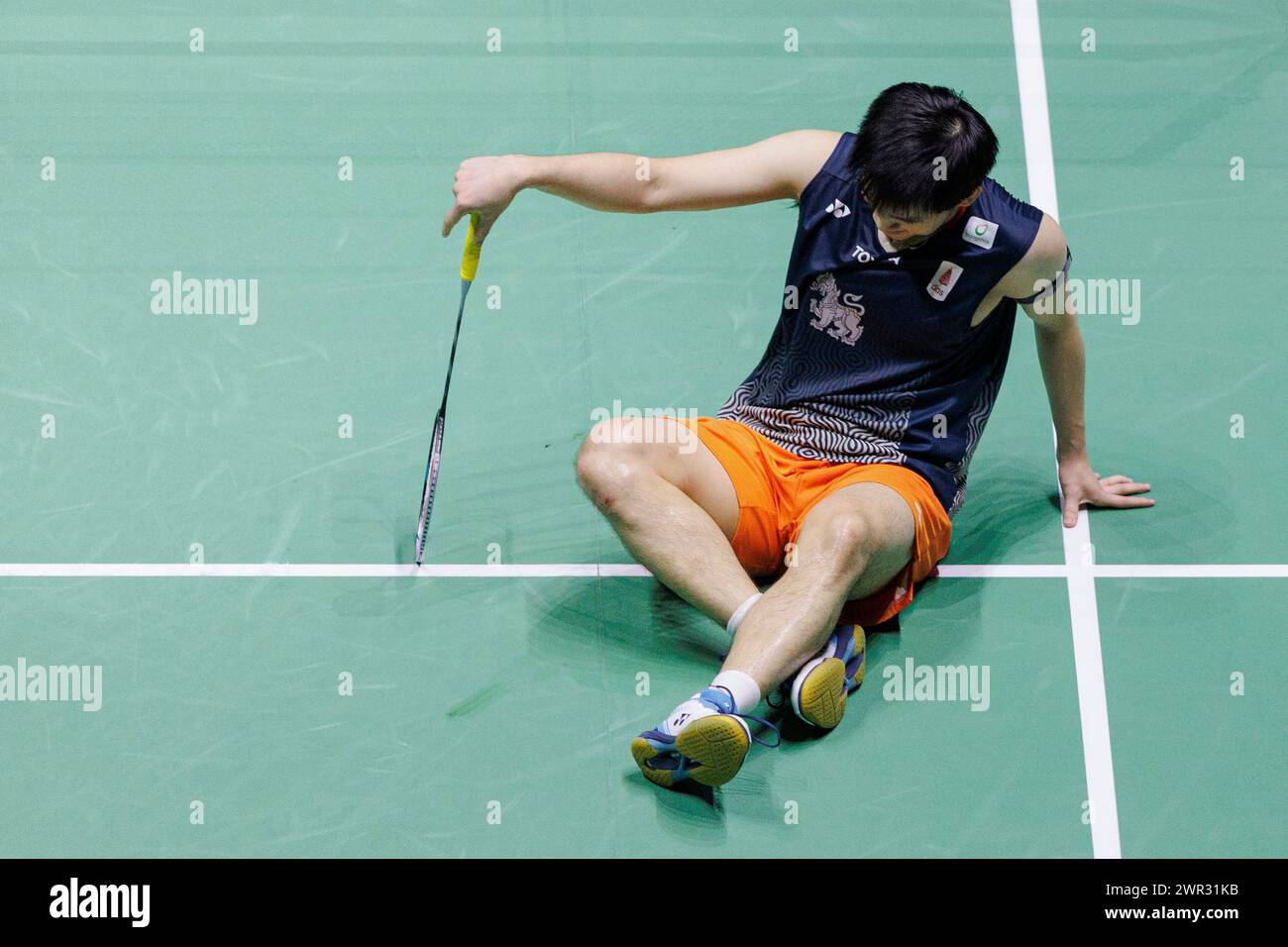 Paris, Frankreich. März 2024. SHI Yu Qi [2](CHN) gewann am 10. März 2024 in der Adidas Arena in Paris die Goldmedaille im Einzel-Finale der Männer gegen Kunlavut VITIDSARN [8](THA) während der Yonex French Open 2024, Internationaux de France de Badminton, HSBC BWF World Tour Super 750 - Foto Stephane Allaman/DPPI Credit: DPPI Media/Alamy Live News Stockfoto