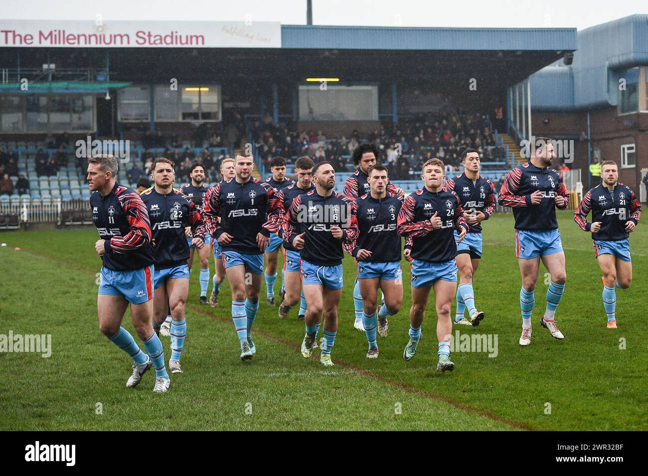 Featherstone, Großbritannien. März 2024. Wakefield Trinity warm-up. Rugby League Betfred Challenge Cup, Featherstone Rovers vs Wakefield Trinity im Millennium Stadium, Featherstone, UK Credit: Dean Williams/Alamy Live News Stockfoto