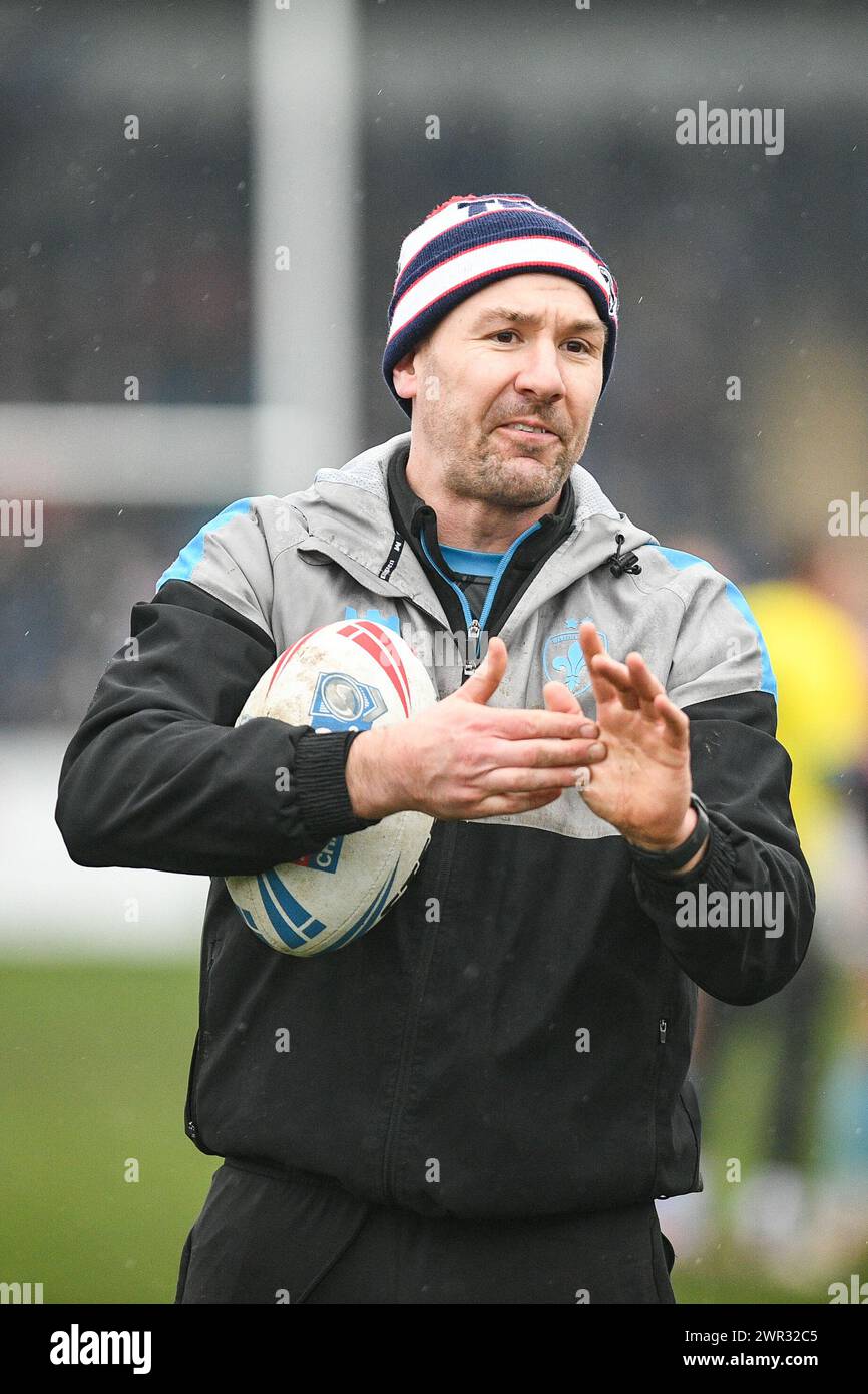 Featherstone, Großbritannien. März 2024. Michael Shenton Assistenztrainer von Wakefield Trinity. Rugby League Betfred Challenge Cup, Featherstone Rovers vs Wakefield Trinity im Millennium Stadium, Featherstone, UK Credit: Dean Williams/Alamy Live News Stockfoto