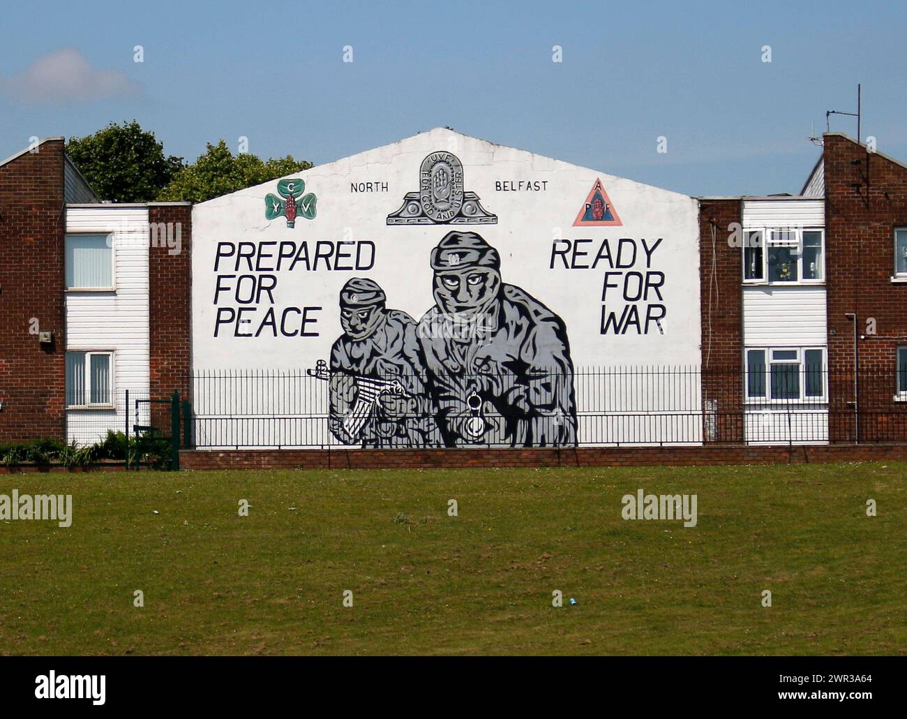 "Prepared for Peace, Ready for war", Belfast, Nordirland (nur für redaktionelle Verwendung. Keine Werbung. Referenzdatenbank: http://www.360-berlin Stockfoto